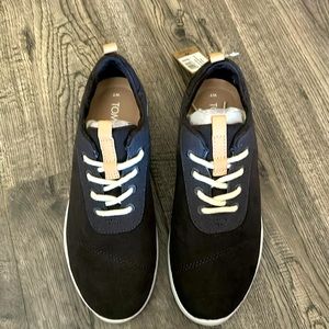 Tom’s woman Carrillo size 7 sneakers